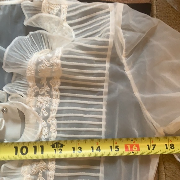 Vintage DEBTOWN JUNIOR WHITE SHEER LONG SLEEVE BLOUSE LACE VICTORIAN LOLITA - Picture 9 of 11